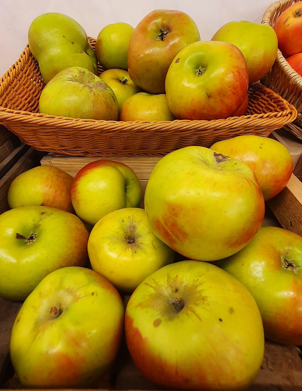 Bramley cooking apples on a greengrocer's display