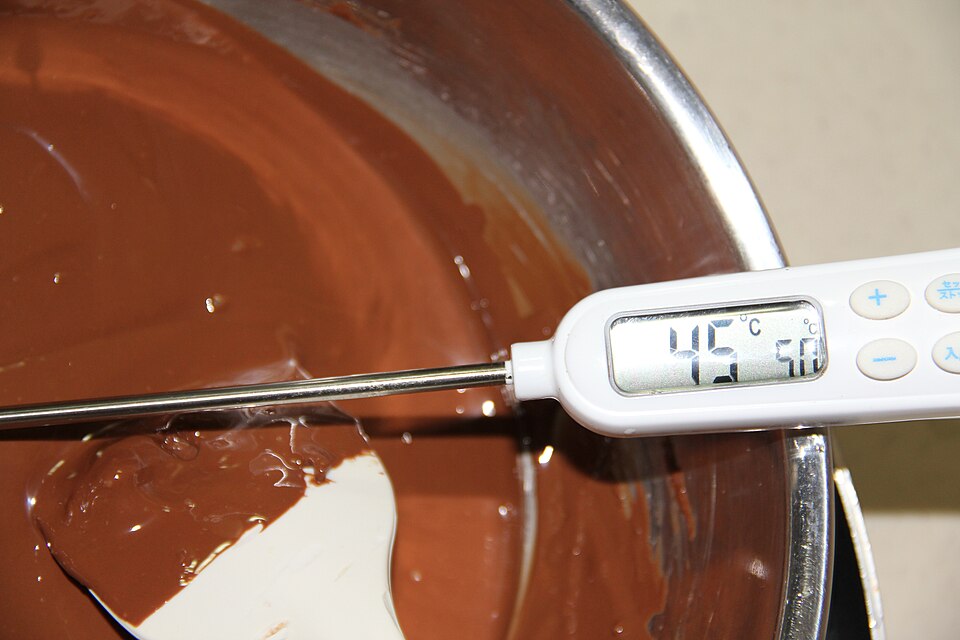 Melted chocolate in a bowl